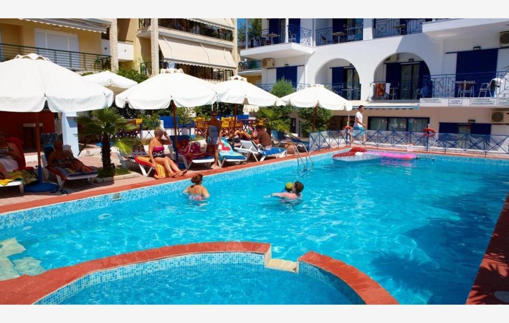 Makedonia Sky Hotel ฮานิโอติ ภายนอก รูปภาพ